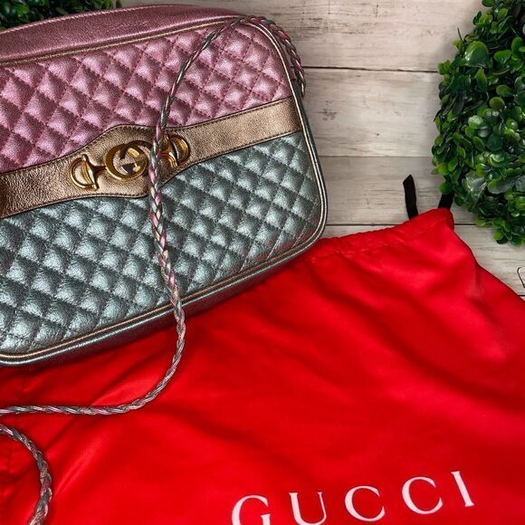 Gucci Metallic Trapuntata Bag - Picture 4 of 7
